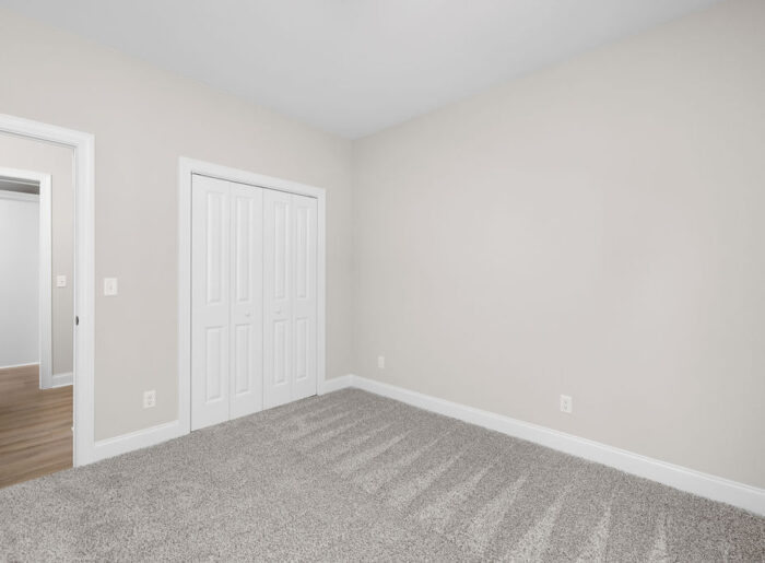Guest or child's bedroom