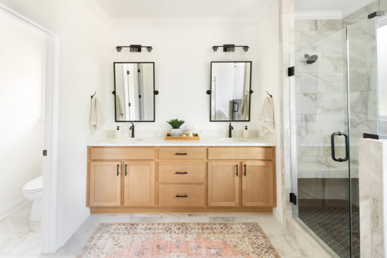 Master Bathroom - 3