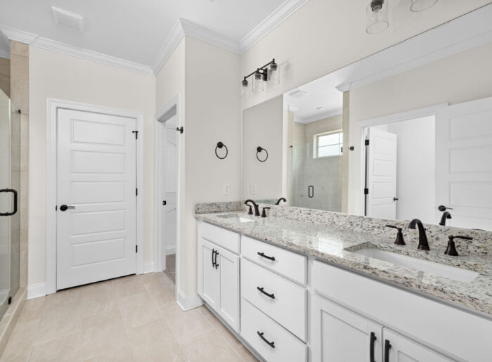 Designer Primary Bath move-in ready Chattanooga