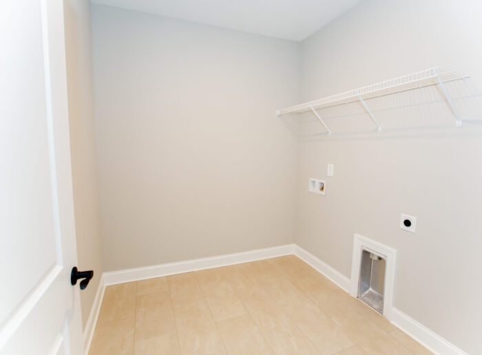 Oversized laundry room