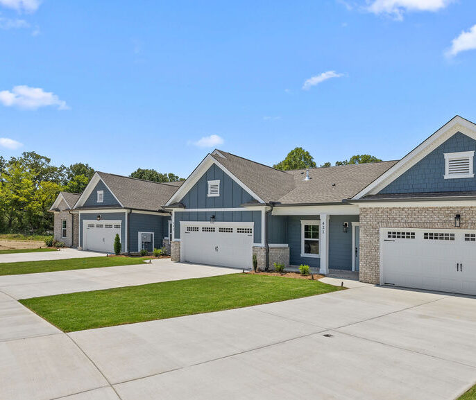 Single level home with 2 car garage for sale now greater Chattanooga